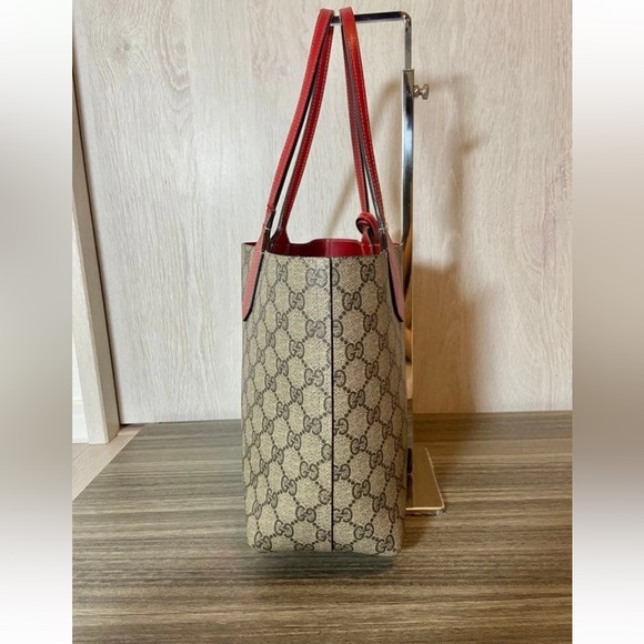 Gucci Beige and Red Signature Tote - Picture 4 of 16